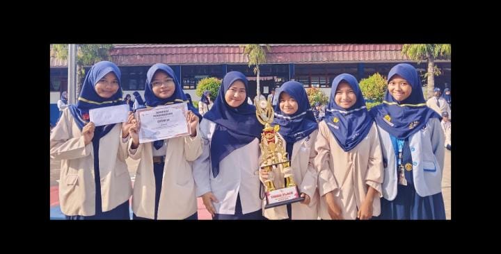 JUARA 3 LOMBA TARI TRADISONAL HI FEST 2026
